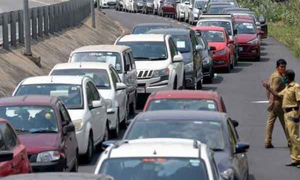 മറ്റ് സംസ്ഥാനങ്ങളില്‍ നിന്ന് തിരിച്ചെത്തുന്നവര്‍ക്ക് പാസ്സ് നല്‍കുന്നത് താത്കാലികമായി നിര്‍ത്തിവെച്ചു