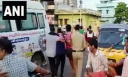 Vizag gas leak toll rises to 9; 300 hospitalised 
