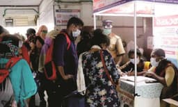 Covid lockdown : First train from Delhi arrives in Thiruvananthapuram