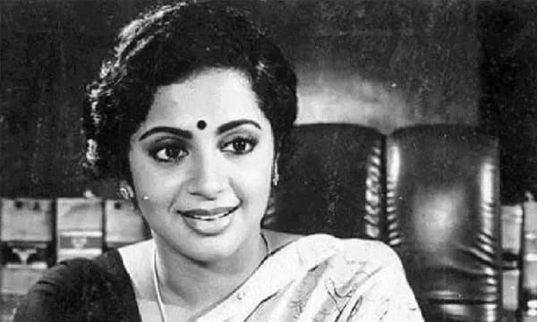 ദൈവമേ...നീ എന്തിനായിരുന്നു ഈ ജീവിതം എനിക്ക് തന്നത്? ശ്രീവിദ്യയുടെ ആത്മകഥ ഒറ്റനോട്ടത്തില്‍...