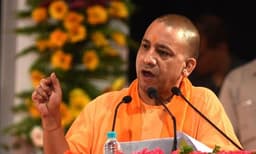 തൊഴിലാളികള്‍ക്ക് 12 മണിക്കൂര്‍ ജോലി: വിവാദ ഉത്തരവ് പിന്‍വലിച്ച് യോഗി സര്‍ക്കാര്‍