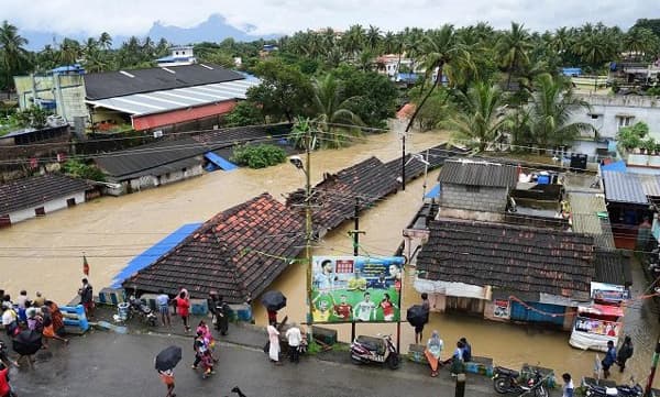 കോവിഡിനൊപ്പം പ്രളയഭീഷണിയും; പ്രളയത്തിനു പെരുമഴ വേണ്ട,  നദികളില്‍ എക്കലും മണലും അടിഞ്ഞു, തുടര്‍ച്ചയായി നാലു ദിവസം 10 സെന്റീ മീറ്റര്‍ മഴ പെയ്താല്‍ വെള്ളപ്പൊക്കം 