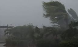 തെക്കന്‍ കേരളത്തില്‍ മഴകനക്കുന്നു; നദികള്‍ കവിഞ്ഞു...അരുവിക്കര ഡാമിന്റെ അഞ്ച് ഷട്ടറുകള്‍​ തുറന്നു