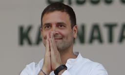 'പിന്തുണയ്ക്കുന്നെന്നേയുള്ളൂ...സര്‍ക്കാരിന്റെ തീരുമാനമെടുപ്പില്‍ പങ്കില്ല' ; മഹാരാഷ്ട്രയില്‍ ബിജെപി മറിക്കാന്‍ നിലവില്‍ വന്ന മഹാ വികാസ് അഘാടി തകര്‍ച്ചയിലേക്ക്