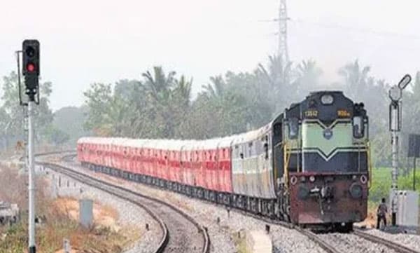 മുംബൈയില് നിന്നെത്തിയ ശ്രമിക് ട്രെയിനില് രണ്ട് കുടിയേറ്റ തൊഴിലാളികളെ മരിച്ച നിലയില് കണ്ടെത്തി