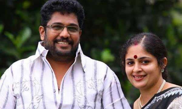 ഒരു പുല്‍നാമ്പിനെ പോലും വേദനിപ്പിക്കുവാന്‍ ആഗ്രഹിക്കാത്ത ആനിയെ സ്വന്തമാക്കിയ എന്നെ സംബന്ധിച്ചിടത്തോളം ഈ ലോകത്തിലെ ഏറ്റവും വലിയ ഭാഗ്യവാന്‍ ഞാന്‍ തന്നെയാണ്, വിവാഹ വാര്‍ഷിക ദിനത്തില്‍ ഷാജി കൈലാസ്