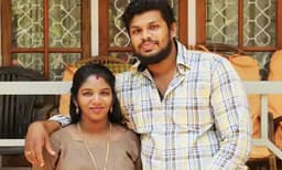 ഉത്ര വധം: അടുത്ത ബന്ധുവായ വീട്ടമ്മയുടെ നിര്‍ണായ വെളിപ്പെടുത്തല്‍, വീട്ടില്‍ സൂരജ്‌ പാമ്പുമായി എത്തിയത്‌ കണ്ടിരുന്നു, സഹോദരിയുടെ സുഹൃത്തും കുടുങ്ങും