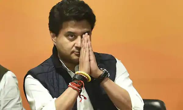 വ്യാജ വാര്‍ത്തകള്‍ക്ക് സത്യത്തേക്കാള്‍ വേഗതയുണ്ടാകും..: ബിജെപിയുമായി ഭിന്നതയെന്ന അഭ്യൂഹം തള്ളി സിന്ധ്യ