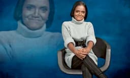 സൈബറിടത്തിൽ വൈറലായി 'മോളിച്ചേച്ചി'യുടെ കിടിലൻ മേക്കോവർ: കൈയ്യടിച്ച് താരങ്ങളും