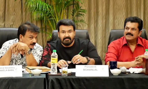 താരങ്ങൾ പ്രതിഫലം വെട്ടിച്ചുരുക്കണമെന്ന നിർദേശം ചർച്ച ചെയ്യാതെ അമ്മ ; നിർമ്മാതാക്കൾക്ക് അതൃപ്തി
