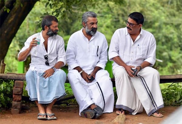 താളംപോയി തപ്പും പോയി ഇന്നു രാവിന്‍ ചാമ്പലടിഞ്ഞു... അവസാനചിത്രത്തിലെ ഗാനംപോലെ സച്ചി