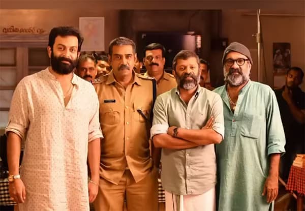 താളംപോയി തപ്പും പോയി ഇന്നു രാവിന്‍ ചാമ്പലടിഞ്ഞു... അവസാനചിത്രത്തിലെ ഗാനംപോലെ സച്ചി