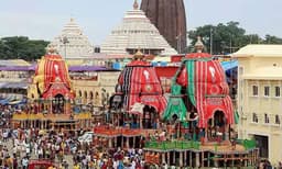 പുരി ജഗന്നാഥ ക്ഷേത്രത്തിലെ രഥയാത്ര നിയന്ത്രണങ്ങളോടെ നടത്താന്‍ സുപ്രീം കോടതി അനുമതി