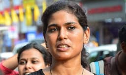 നഗ്നവീഡിയോ പ്രചരിപ്പിച്ച സംഭവത്തില്‍ രഹ്ന ഫാത്തിമയെ അറസ്റ്റ് ചെയ്യാനായില്ല