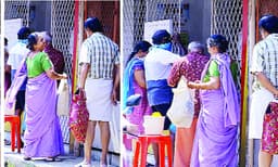 രാജ്യത്തെ പാവപ്പെട്ട 80 കോടി പേര്‍ക്ക് അടുത്ത അഞ്ചു മാസത്തേക്കു കൂടി സൗജന്യ ഭക്ഷ്യധാന്യം ലഭ്യമാക്കും