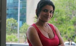 മോശമായ കമന്റ്‌സ് പണ്ടും ഇപ്പോഴും വരുന്നുണ്ട്, ഞാനത് ശ്രദ്ധിക്കാറില്ല; രശ്മി ആര്‍ നായര്‍ പറയുന്നു