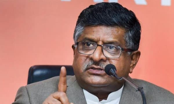 ചൈനീസ് ആപ്പുകളുടെ നിരോധനം ഡിജിറ്റല്‍ സ്‌ട്രൈക്ക് എന്ന് കേന്ദ്ര മന്ത്രി 