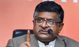 ചൈനീസ് ആപ്പുകളുടെ നിരോധനം ഡിജിറ്റല്‍ സ്‌ട്രൈക്ക് എന്ന് കേന്ദ്ര മന്ത്രി 