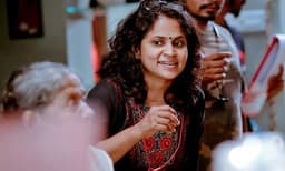 പാർവതിക്ക് സിദ്ദിഖിനൊപ്പം അഭിനയിക്കാം, ബി. ഉണ്ണികൃഷ്ണൻ നിർമിക്കരുത്; ഡബ്ല്യു സി സിക്ക് എതിരെ ഗുരുതര ആരോപണവുമായി വിധു വിന്‍സെന്റ്