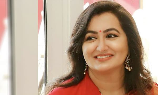 നടിയും എംപിയുമായ സുമലതയ്ക്ക് കോവിഡ്