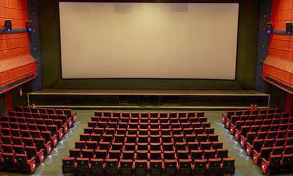 സിനിമാ തിയേറ്ററുകളും ജിമ്മുകളും തുറക്കാന്‍ അനുമതി ; അന്താരാഷ്ട്ര വിമാന സര്‍വീസുകളും പുനഃരാരംഭിക്കും 