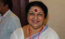 ഭര്‍ത്താവ് തല്ലുന്നത് മണിയന്‍പിള്ള രാജു അന്ന് കണ്ടു, പിന്നീട് സംഭവിച്ചത് ഇത്, അങ്ങനെ പിരിയേണ്ടി വന്നു; കവിയൂര്‍ പൊന്നമ്മ പറയുന്നു