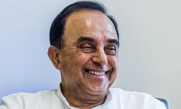 ബാബ്‌റി മസ്ജിദ്: എല്‍.കെ അദ്വാനിക്കും മുരളീ മനോഹര്‍ ജോഷിക്കുമെതിരായ കേസുകള്‍ പിന്‍വലിക്കണമെന്ന് സുബ്രഹ്മണ്യന്‍ സ്വാമി