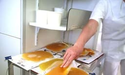 സംസ്ഥാനത്തെ എല്ലാ മെഡിക്കൽ കോളേജുകളിലും ഇനി പ്ലാസ്മ ചികിത്സ