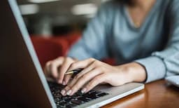 ജോലിസ്ഥലങ്ങള്‍ പഴങ്കഥയായേക്കും: ഭാവിയില്‍ ഇനി വര്‍ക്ക് ഫ്രം ഹോം തന്നെയെന്ന് സര്‍വേ ഫലം