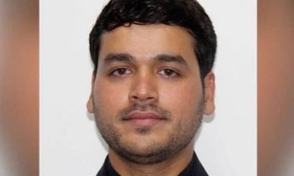 ചെറുപ്പക്കാരനായതിനാല്‍ സര്‍ക്കാര്‍ ക്ഷമിച്ചു ; ക്വാറന്റൈന്‍ ലംഘിച്ച് മുങ്ങിയ മിശ്രയ്ക്ക് ആലപ്പുഴയില്‍ പുനര്‍ നിയമനം ; ഗണ്‍മാന്‍ സസ്പെന്‍ഷന്‍ തന്നെ
