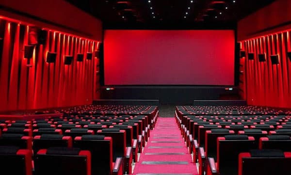 അണ്‍ലോക്ക് മൂന്നാം ഘട്ടം ; രാജ്യത്ത് സിനിമാ തിയേറ്ററുകളും ജിമ്മുകളും തുറക്കുന്നതില്‍ കേന്ദ്രസർക്കാരിന്റെ പരിഗണനയിൽ