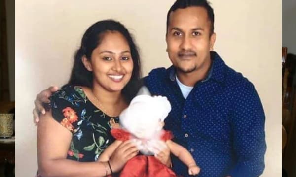 ചങ്ങനാശ്ശേരിയിലെ ഭര്‍ത്തൃവീട്ടില്‍ വെച്ചും മര്‍ദ്ദിച്ചു, മെറീന്‍ മടങ്ങിയത് ഫിലിപ്പുമായി ഇനി ജീവിതമില്ലെന്ന് തീരുമാനിച്ചുറപ്പിച്ച് ; ദാരുണാന്ത്യം മാതാവും കുഞ്ഞും അമേരിക്കയിലേക്ക് ടിക്കറ്റ് എടുത്ത് കാത്തിരിക്കെ