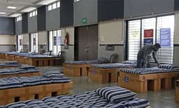 കൊവിഡ് ബില്‍ കണ്ട് ഞെട്ടി ; സൗജന്യ ചികിത്സ നൽകാൻ സ്വന്തം ഓഫീസ് ആശുപത്രിയാക്കി മാറ്റി വ്യവസായി 