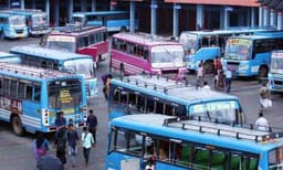 സ്വകാര്യ ബസുകള്‍ നിരത്തൊഴിയുന്നു; 9000 ബസുകള്‍ സര്‍വീസ് നിര്‍ത്താന്‍ അപേക്ഷ നല്‍കി
