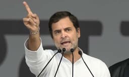 മെഹബൂബ മുഫ്തിയെ മോചിപ്പിക്കാന്‍ സമയമായി ; കേന്ദ്രത്തിനെതിരേ രാഹുല്‍ ഗാന്ധി