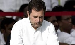 ശ്രീരാമന്‍ കരുണയുടെയും സ്‌നേഹത്തിന്റെയും രൂപം ; അന്യായവും ക്രൂരതയും ഭഗവാന്‍ പൊറുക്കില്ലെന്ന് രാഹുല്‍ഗാന്ധി 