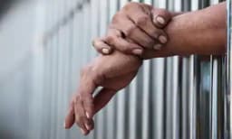 ഒന്നര വര്‍ഷം മുന്‍പ് കാണാതായ യുവതിയെ 'കൊലപ്പെടുത്തിയ' പിതാവും സഹോദരനും ജയിലില്‍; കാമുകനൊപ്പം ഒളിച്ചോടിയ യുവതിയെ കണ്ടെത്തിയത് കുടുംബാംഗങ്ങള്‍