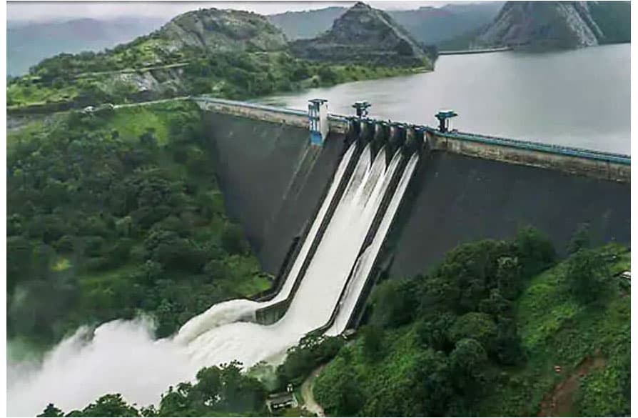 മുല്ലപ്പെരിയാര്‍ ഡാമിലെ ജലനിരപ്പ് ഉയരുന്നു; ഉപസമിതി നാളെ അണക്കെട്ട് സന്ദര്‍ശിക്കും
