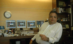 ടൈറ്റാന്‍ ഓഹരിവില കൂപ്പുകുത്തി; രാകേഷ് ജുന്‍ജുന്‍വാലയ്ക്ക് 200 കോടി നഷ്ടം വെറും ഒരു മണിക്കൂറില്‍