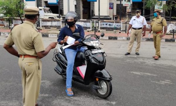 തിരുവനന്തപുരം നഗരത്തിലെ ലോക്ക് ഡൗണ്‍ പിൻവലിച്ചു