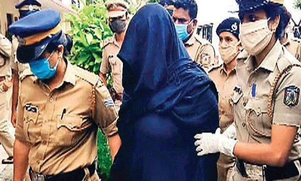 സ്വര്‍ണക്കടത്ത് കേസ്; കള്ളപ്പണ ഇടപാടുകളില്‍ മൊഴികളിലെ വൈരുധ്യം വീണ്ടും പരിശോധിക്കും