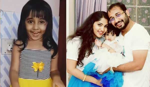 മകള്‍ക്കായി എണ്ണയുണ്ടാക്കി മുക്ത, കിന്നാരം പറഞ്ഞ് മകളും