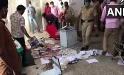 എന്‍ഐഎ വരുമെന്ന് ചിലര്‍ മുന്‍കൂട്ടി അറിഞ്ഞിരുന്നു?  യു.എ.ഇ കോണ്‍സുലേറ്റുമായി ബന്ധപ്പെട്ട പ്രധാന ഫയലുകള്‍ അസിസ്റ്റന്റ് ഓഫീസറുടെ മേശപ്പുറത്ത് വന്നത് എങ്ങിനെ എന്ന് അന്വേഷണം