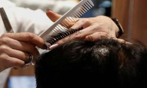 അയിത്തം: വട്ടവടയിലെ ബാര്‍ബര്‍ ഷോപ്പുകളില്‍ ദളിതര്‍ക്ക് പ്രവേശന വിലക്ക് 