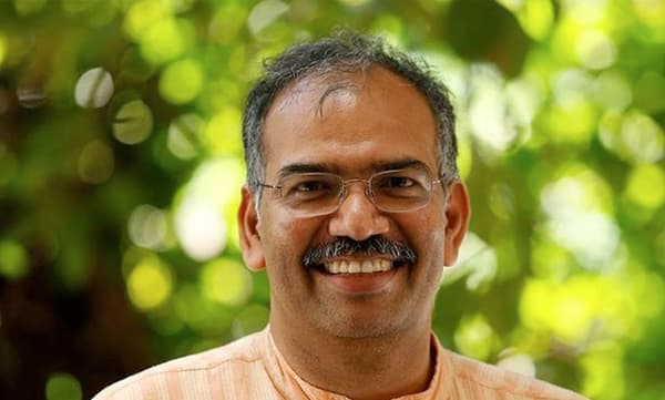 കൊവിഡ് രോഗി പീഡനത്തിനിരയായ സംഭവം: സര്‍ക്കാര്‍ മാപ്പ് പറയണമെന്ന് മുരളി തുമ്മാരുകുടി