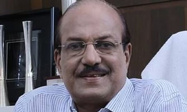 യുഡിഎഫ് ഭരണം തിരിച്ചുപിടിച്ചാല്‍ മന്ത്രിസഭയില്‍ രണ്ടാമനാകാന്‍ ഉണ്ടാകണം ; പി.കെ. കുഞ്ഞാലിക്കുട്ടി സംസ്ഥാന രാഷ്ട്രീയത്തില്‍ വീണ്ടും സജീവമാകുന്നു