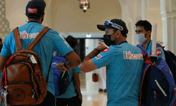 ഈ ഐപിഎല്ലില്‍ മുഖ്യം ജാഗ്രത; പുറംലോകവുമായി ബന്ധമില്ലാതെ ടീമുകള്‍ 
