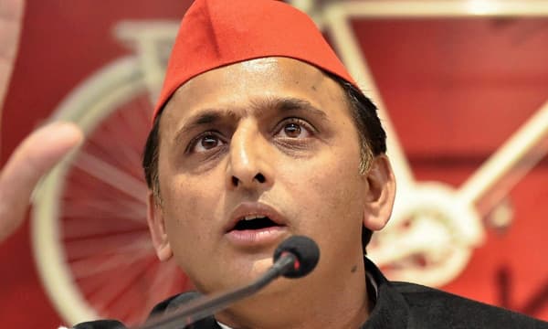 ഇന്ന് രാത്രി 9 മണിക്ക് 9 മിനിറ്റ് വിളക്ക് കെടുത്തുക ; തൊഴിലില്ലായ്മയുടെ അന്ധകാരം പ്രധാനമന്ത്രിയെ ഓര്‍മ്മിപ്പിക്കാന്‍ ആഹ്വാനം