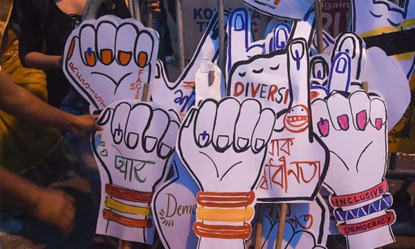 ഹിന്ദു വിവാഹ നിയമപ്രകാരം സ്വവര്‍ഗ വിവാഹം രജിസ്റ്റര്‍ ചെയ്യാന്‍ അനുവദിക്കില്ല ; കേന്ദ്രസര്‍ക്കാര്‍