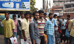 അന്യസംസ്ഥാന തൊഴിലാളികളുടെ ക്യാംപില്‍ പരിശോധന

